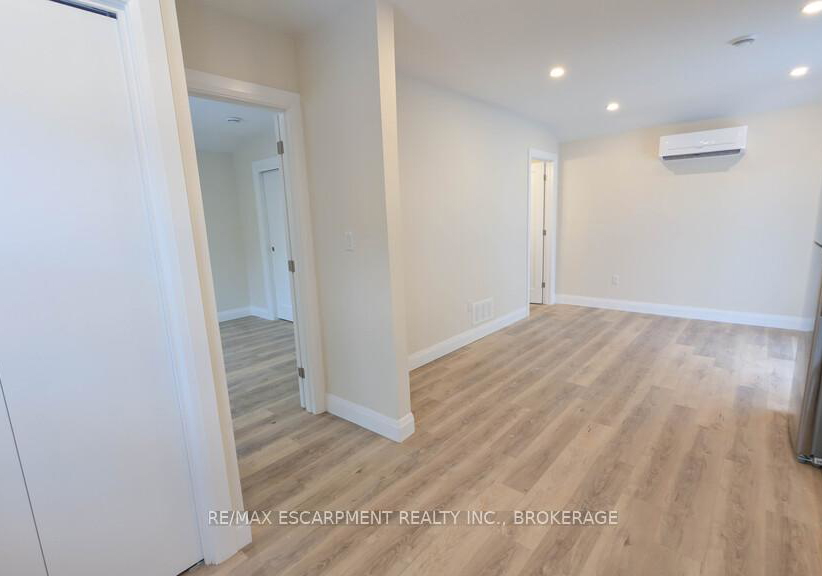 21-fawell-avenue-st-catharines-ontario-x13514966