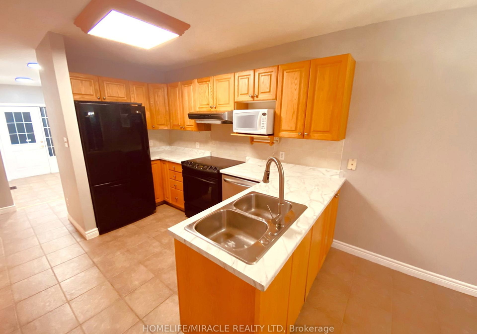 668a-butternut-avenue-waterloo-ontario-x13514978
