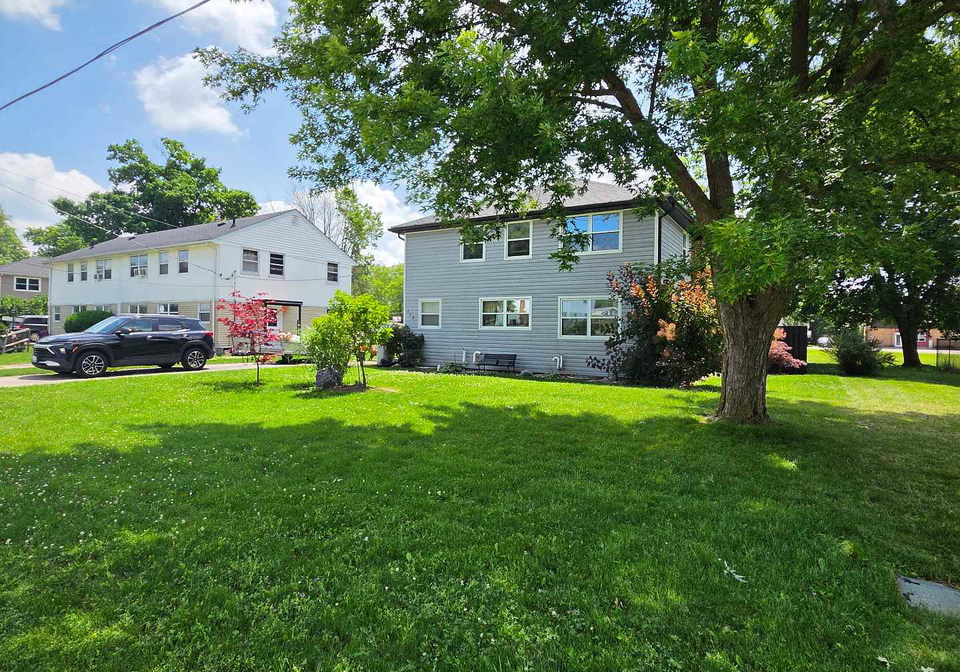 115-columbia-drive-south-huron-ontario-x13515008