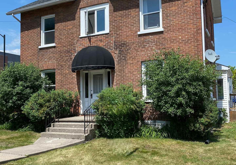 75-robert-street-greater-napanee-ontario-x13515060