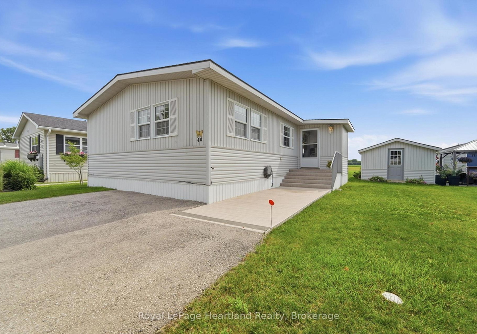 40-algonquin-lane-ashfield-colborne-wawanosh-ontario-x13515098