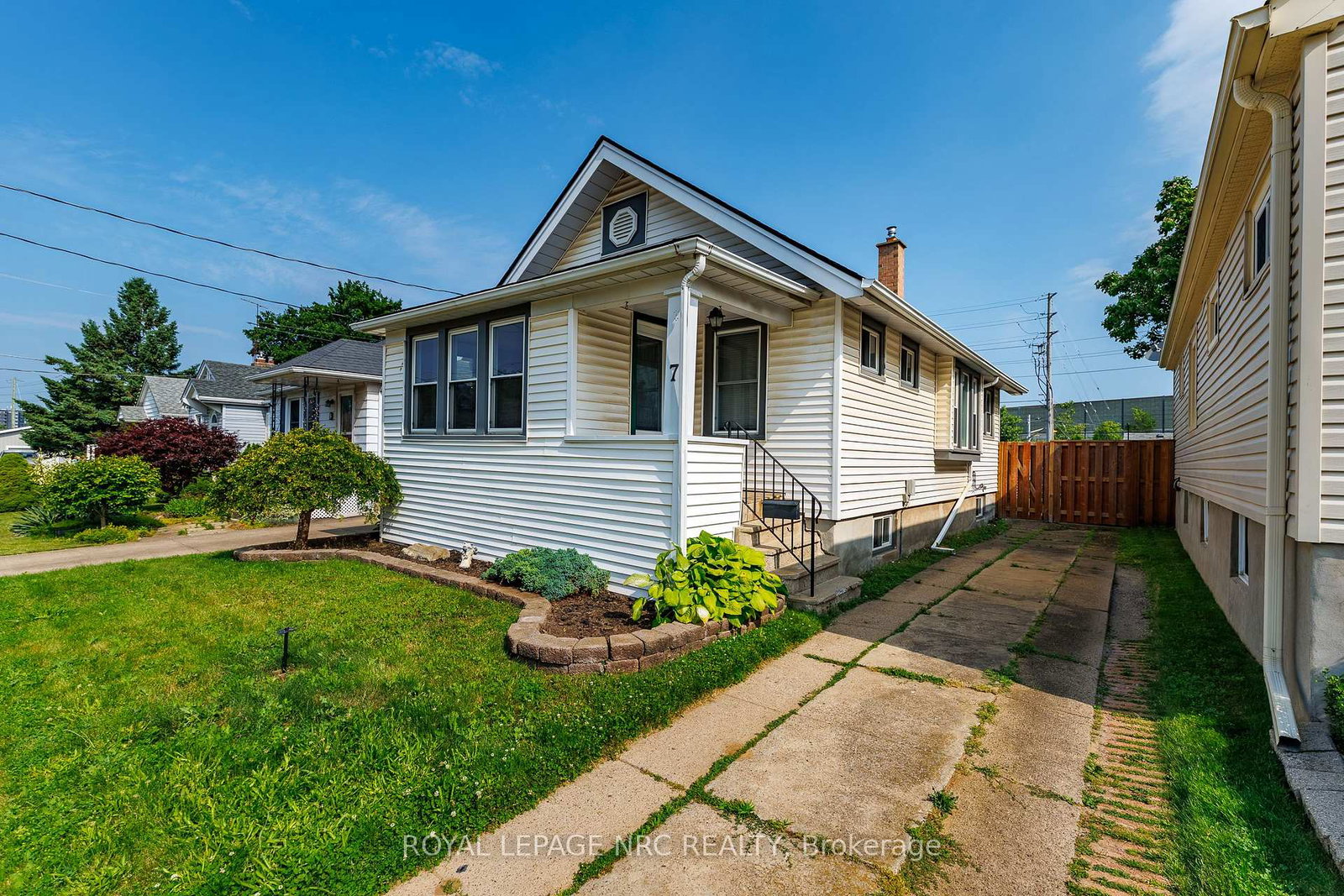 7-norwood-street-st-catharines-ontario-x13515232