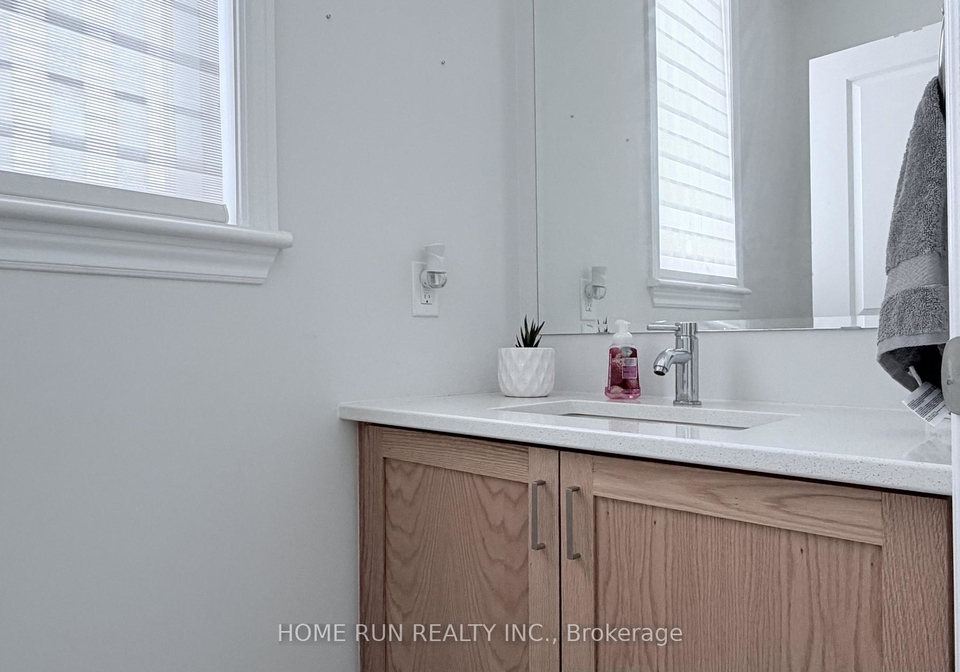 535-honeylocust-avenue-kanata-ontario-x13515362