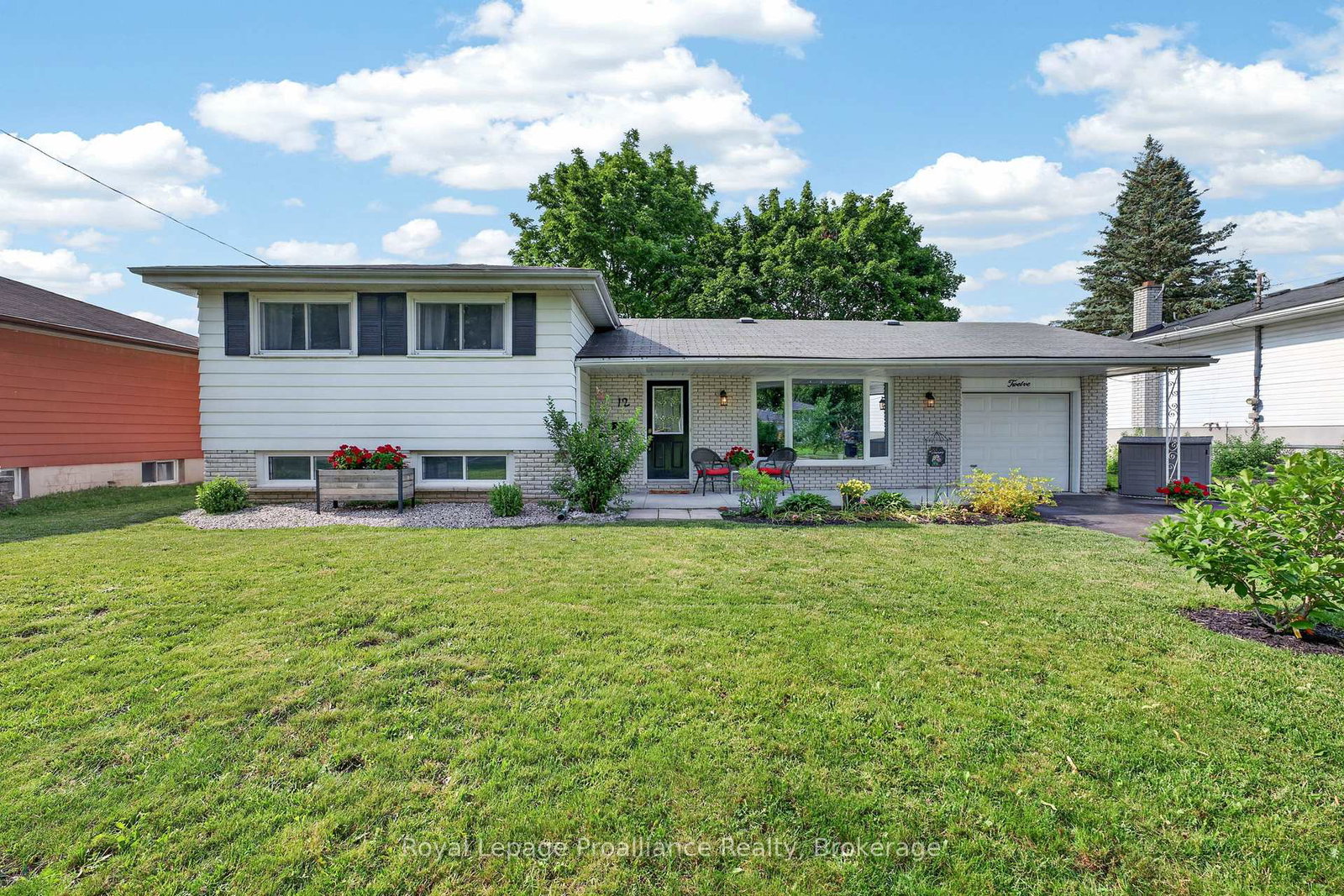 12-stavebank-road-belleville-ontario-x13515680