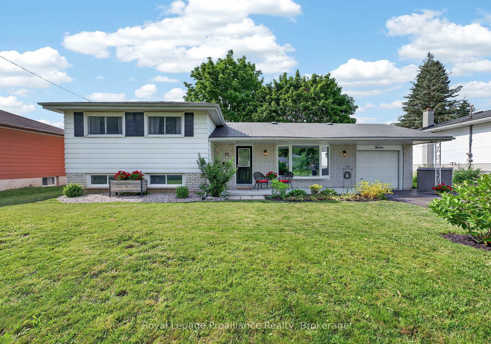 12-stavebank-road-belleville-ontario-x13515680