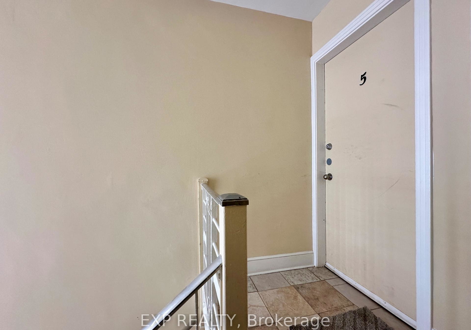 839-kirkwood-avenue-ottawa-ontario-x13515720