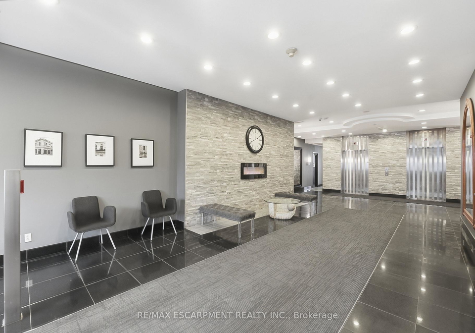 135-james-street-s-hamilton-ontario-x13515814