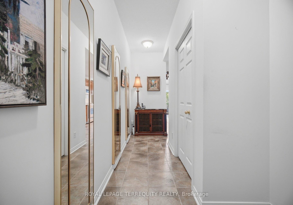 2000-creekside-drive-hamilton-ontario-x13515962