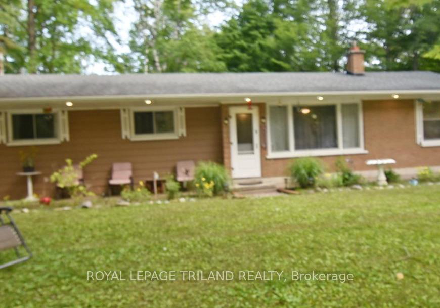 6302-huron-drive-lambton-shores-ontario-x13515972