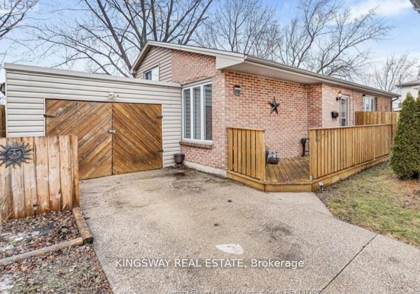 8315-east-moor-court-windsor-ontario-x13516182