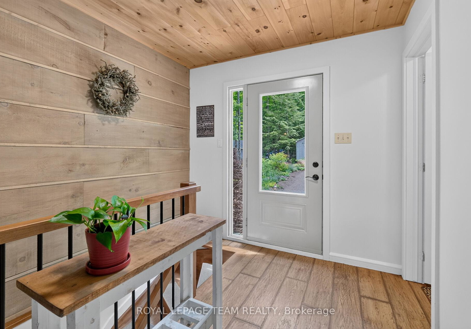 102-a-mcvicar-lane-mcnabbraeside-ontario-x13516262