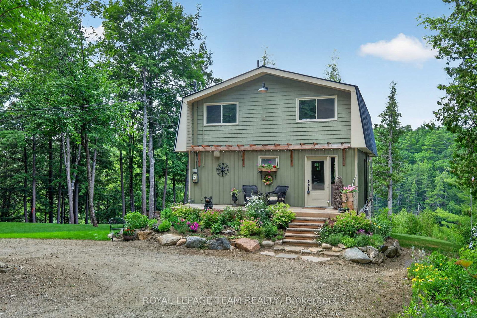 102-a-b-mcvicar-lane-mcnabbraeside-ontario-x13516264