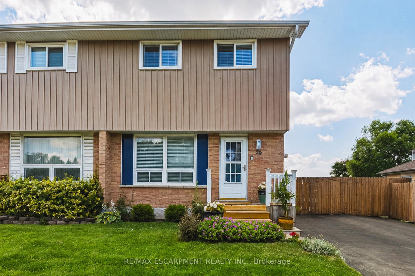 29-hopewell-crescent-hamilton-ontario-x13516444