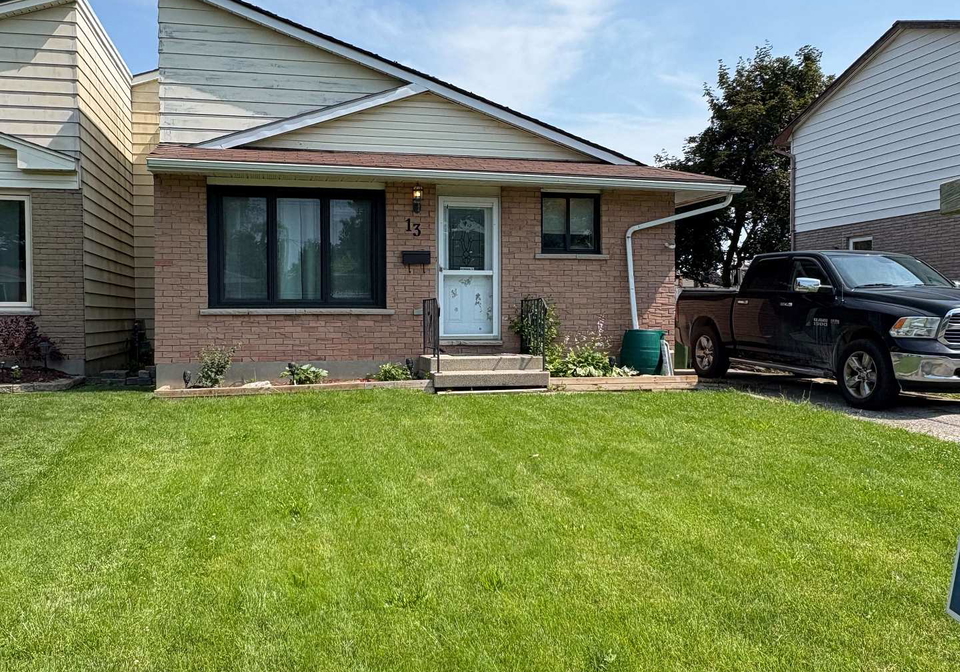 13-pol-court-st-thomas-ontario-x13516510