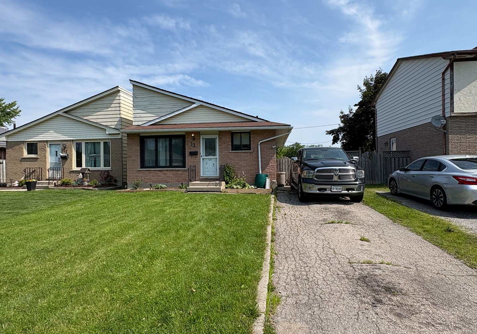 13-pol-court-st-thomas-ontario-x13516510