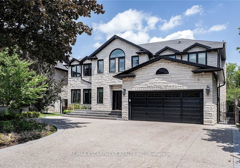 27-elodia-court-hamilton-ontario-x13516586