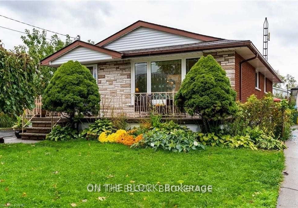151-nugent-drive-hamilton-ontario-x13516690
