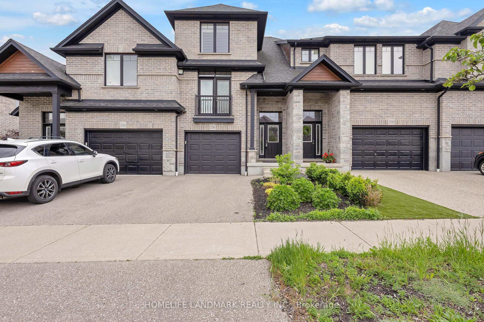 256-falconridge-drive-kitchener-ontario-x13516716