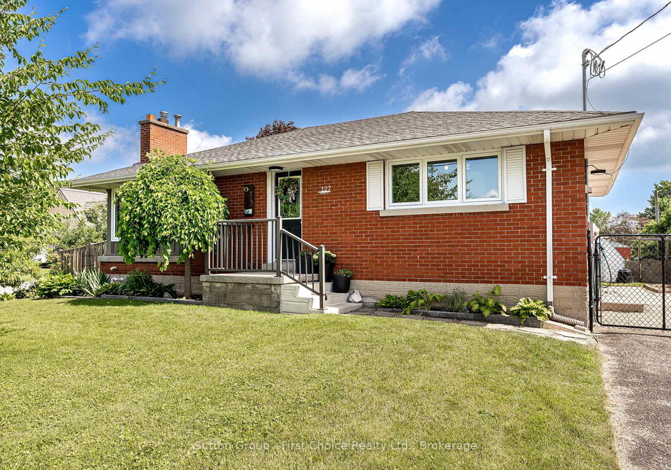 127-henry-street-west-perth-ontario-x13517160