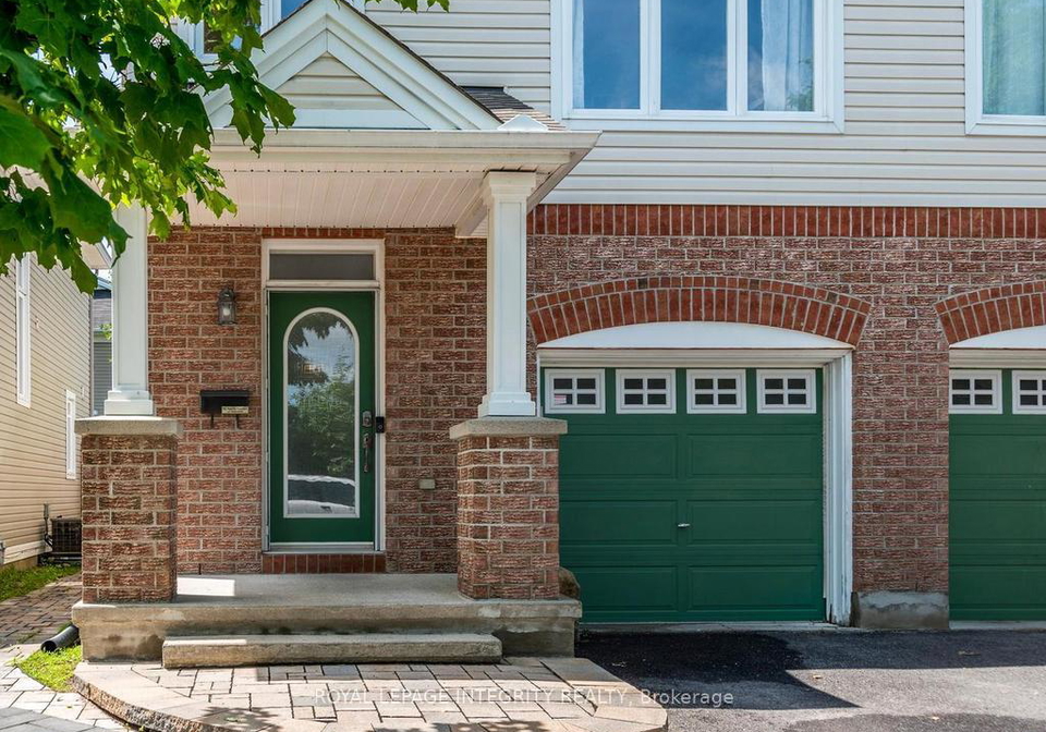 64-stedman-street-ottawa-ontario-x13517176