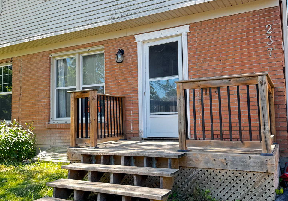 237-homestead-basement-crescent-london-north-ontario-x13517356