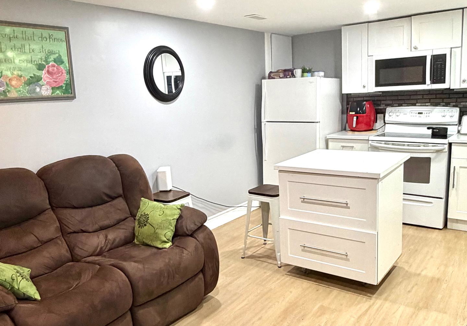 237-homestead-basement-crescent-london-north-ontario-x13517356