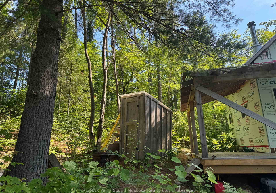 7-bourbonnaise-island-parry-sound-remote-area-ontario-x13517404