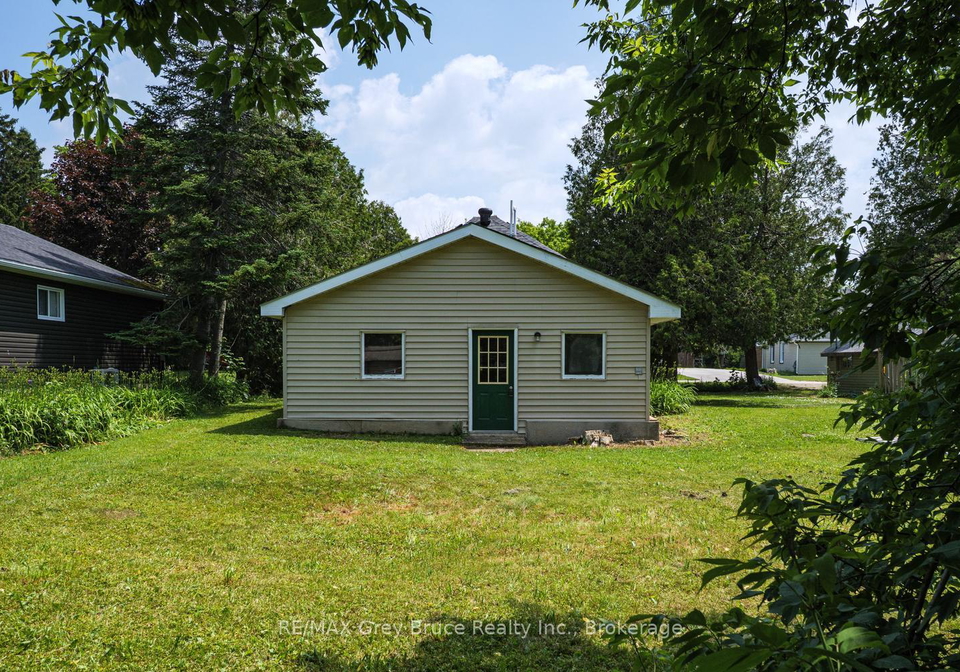 586-s-dawson-street-s-south-bruce-peninsula-ontario-x13517462