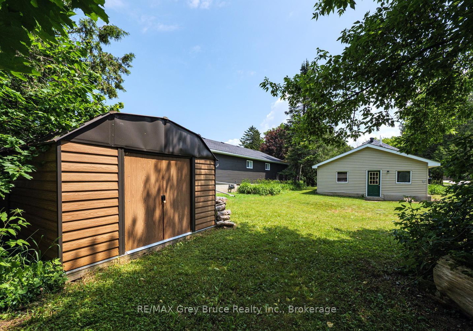 586-s-dawson-street-s-south-bruce-peninsula-ontario-x13517462