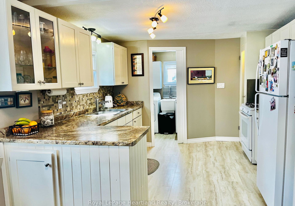 12-velma-street-strathroy-caradoc-ontario-x13517492