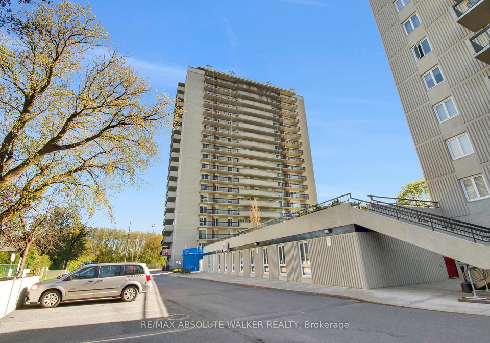 158c-mcarthur-avenue-ottawa-ontario-x13517540