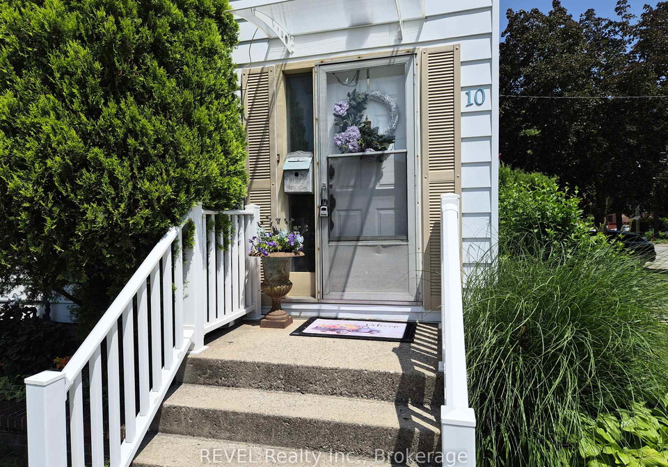 10-wiley-street-st-catharines-ontario-x13517750