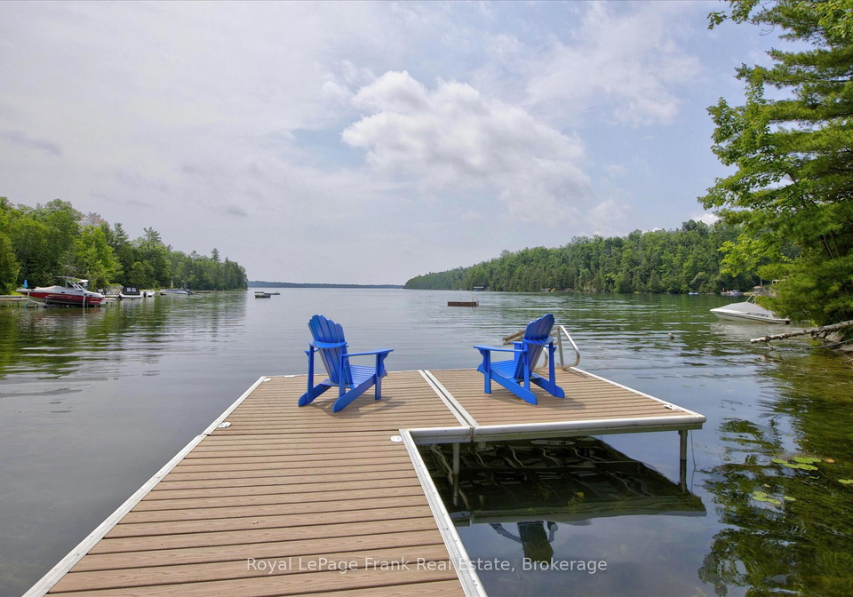 84-fire-route-54-trent-lakes-ontario-x13517798