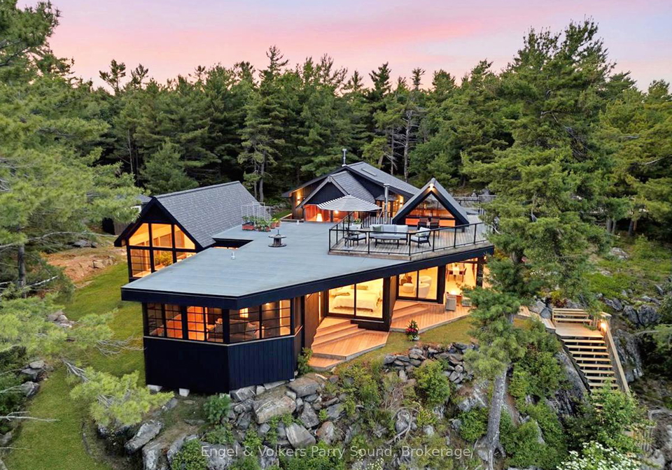 8-island-65c-rose-island-carling-ontario-x13518128