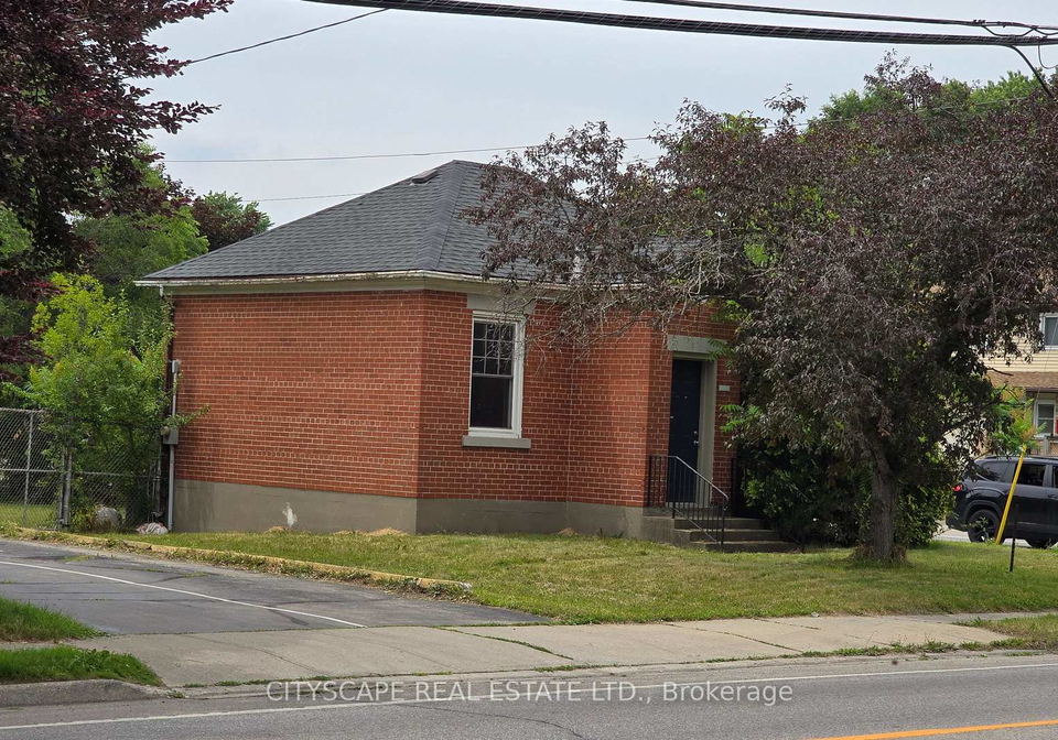 1504-concession-road-cambridge-ontario-x13518134