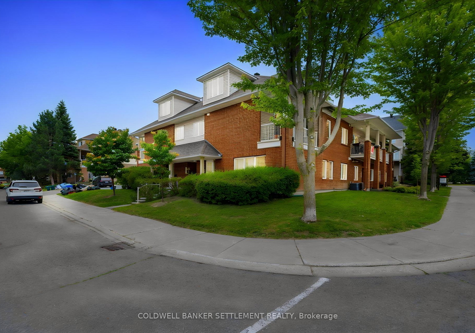 10-daybreak-street-ottawa-ontario-x13518194