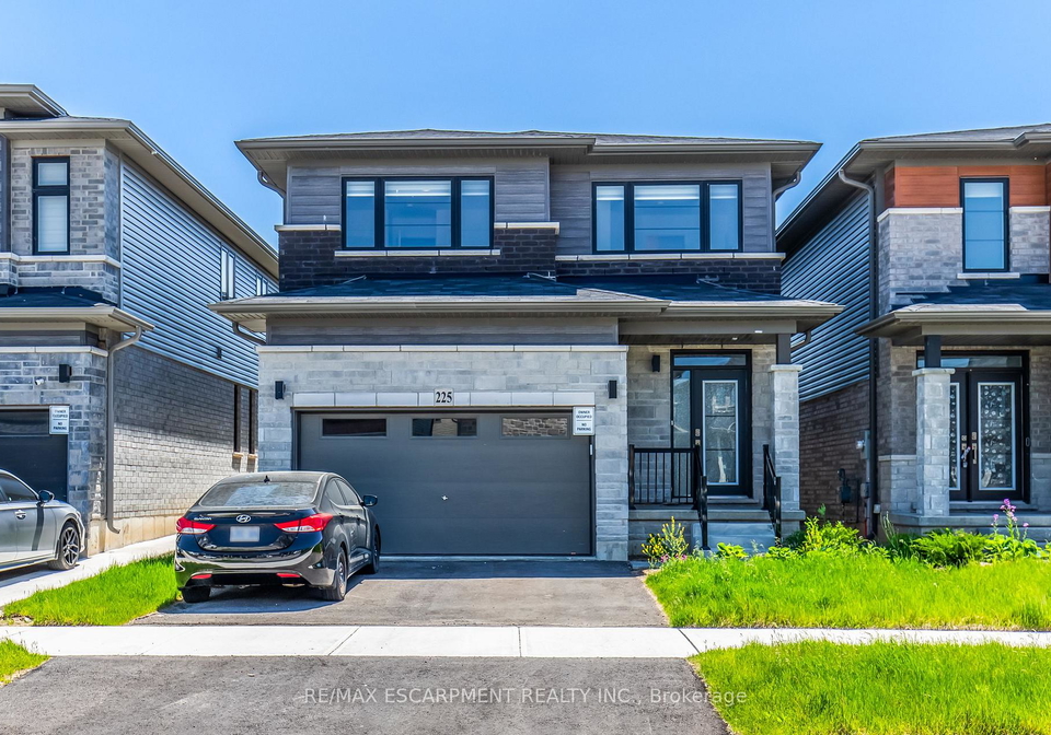 225-longboat-run-brantford-ontario-x13518204