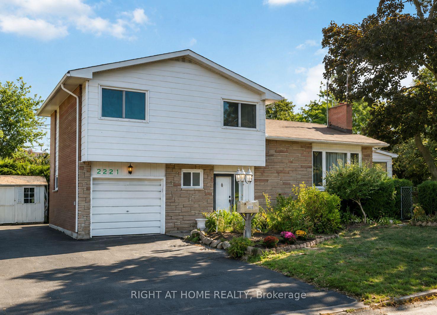 2221-circle-place-ottawa-ontario-x13518220