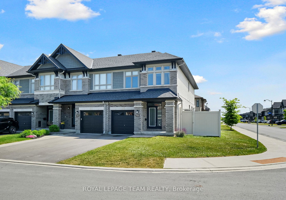799-cairn-crescent-ottawa-ontario-x13518380