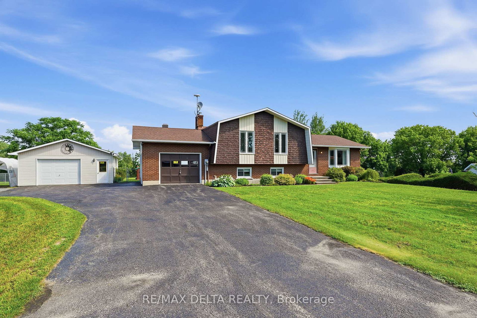 915-elizabeth-road-alfred-and-plantagenet-ontario-x13518522