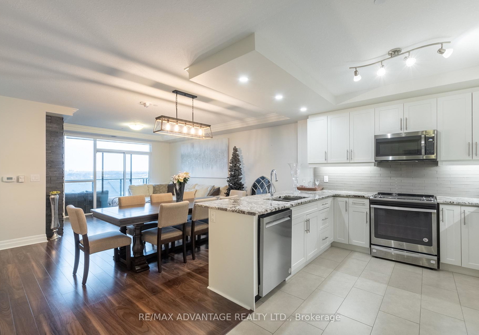 260-villagewalk-boulevard-london-north-ontario-x13518624