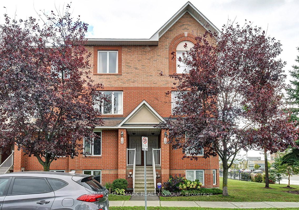 16-lakepointe-drive-ottawa-ontario-x13518714