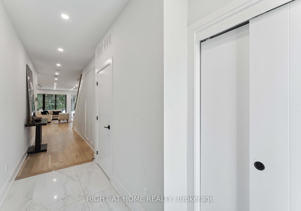 187-carleton-avenue-ottawa-ontario-x13519044