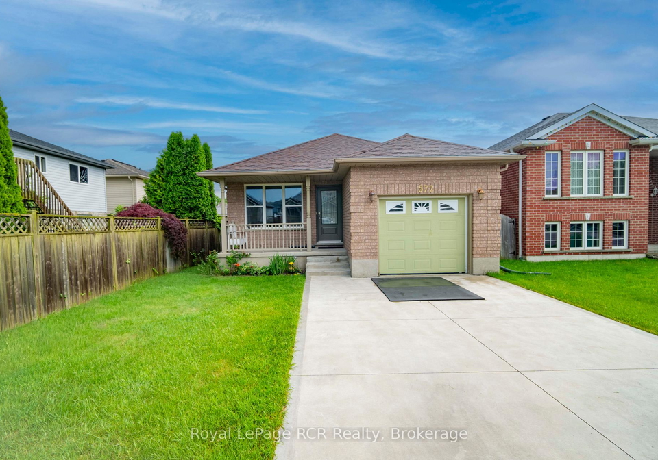 572-scougall-court-kincardine-ontario-x13519064