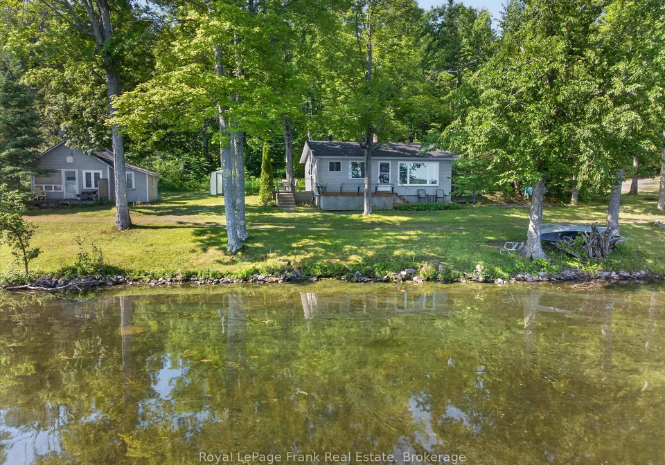 2310-armstrong-lane-selwyn-ontario-x13519082