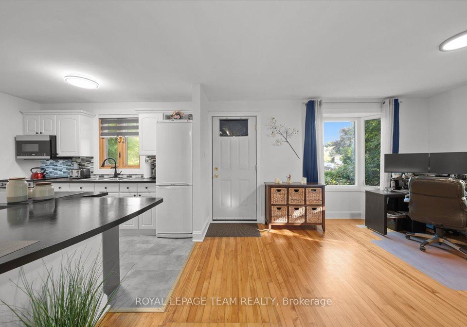 331-beechgrove-avenue-ottawa-ontario-x13519178
