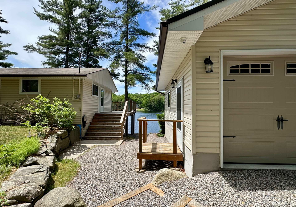 1006-youngs-road-muskoka-lakes-ontario-x13519188