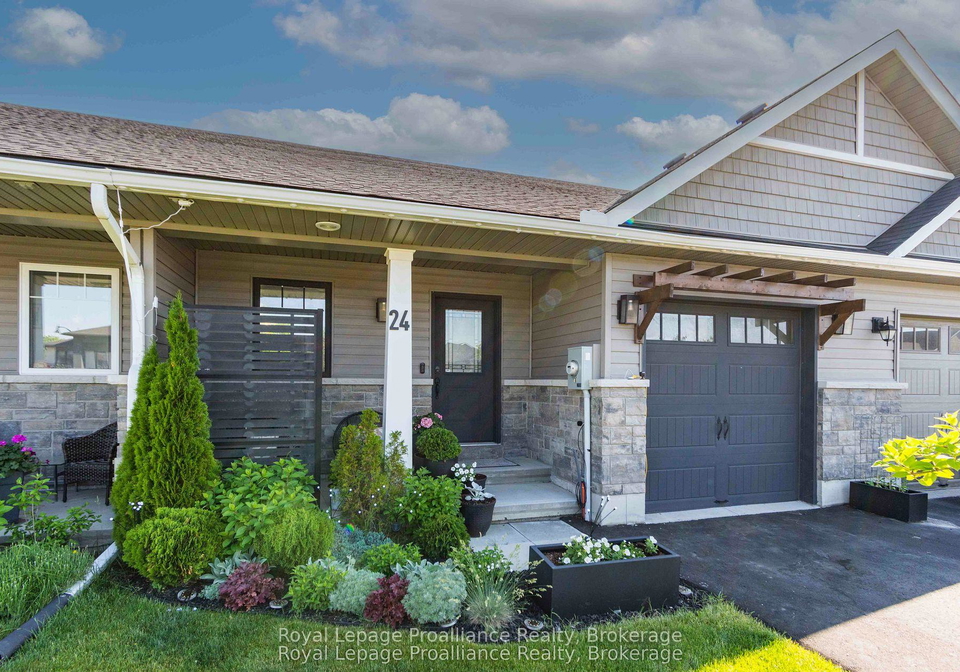 24-buchanan-avenue-prince-edward-county-ontario-x13519396