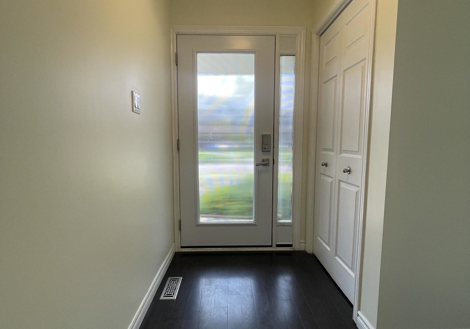 24-rembrandt-drive-grimsby-ontario-x13519410