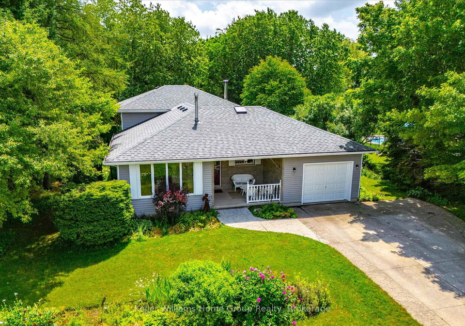 27-atchison-lane-centre-wellington-ontario-x13519544